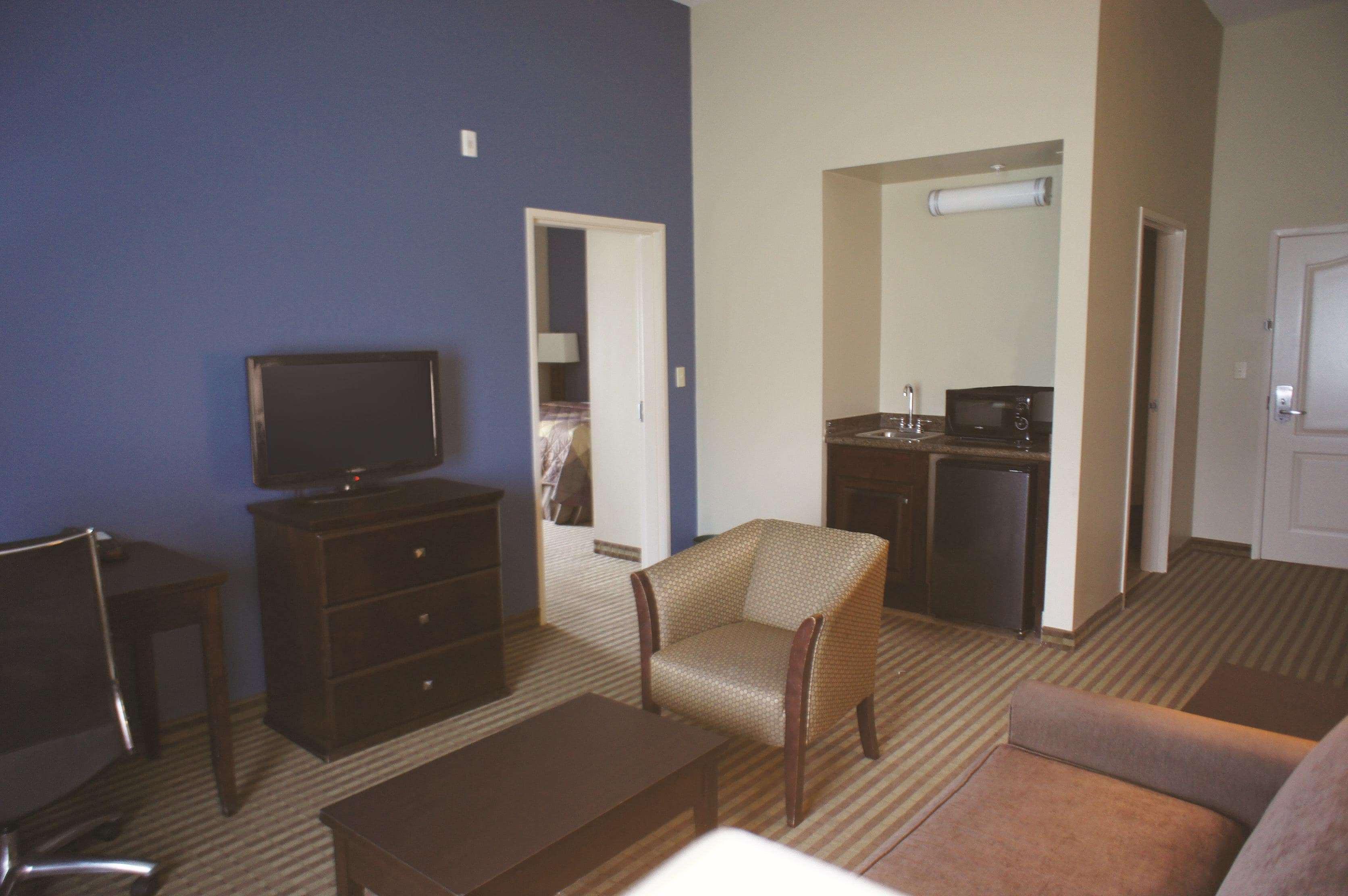 La Quinta Inn & Suites By Wyndham Broussard - Lafayette Area Eksteriør bilde