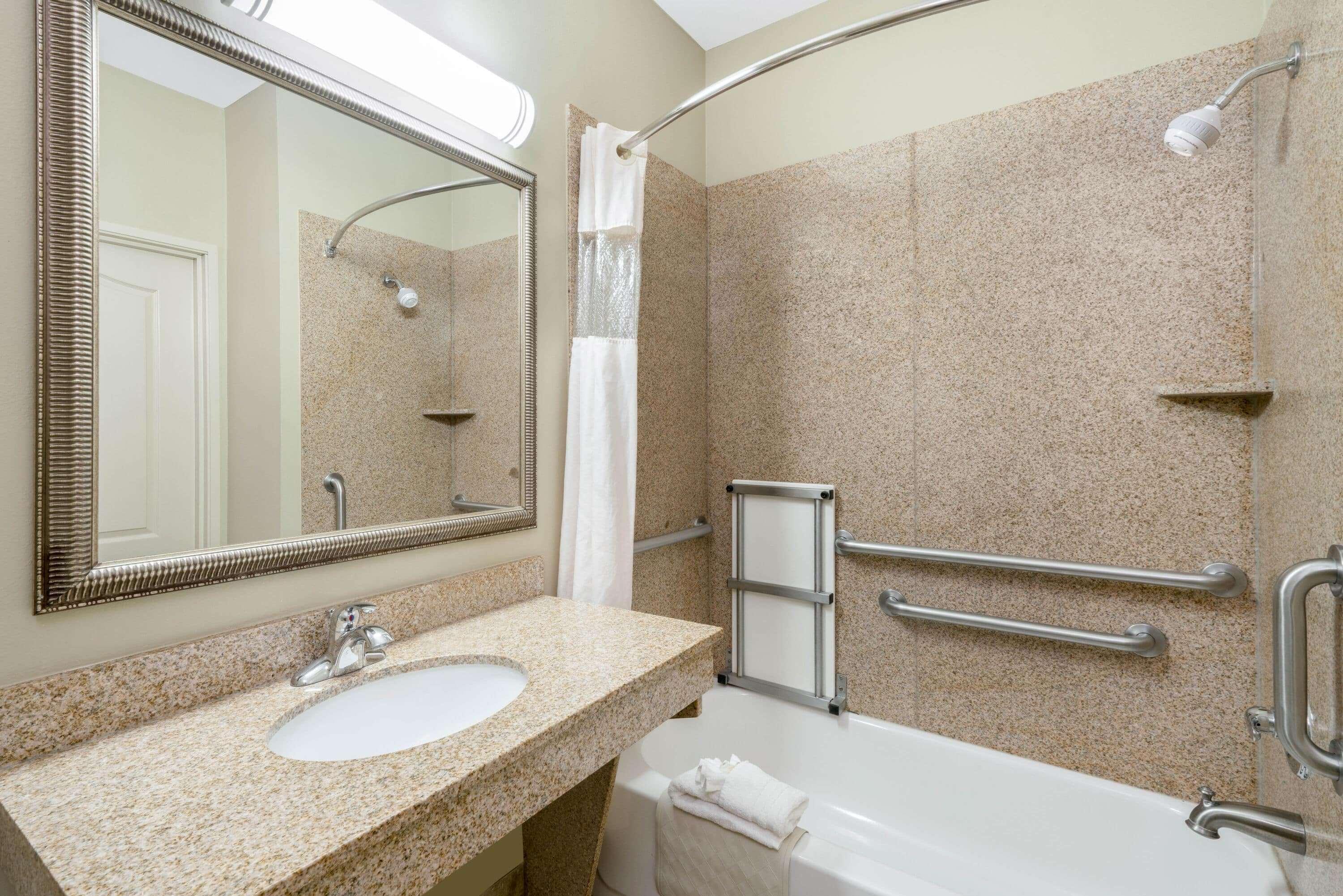La Quinta Inn & Suites By Wyndham Broussard - Lafayette Area Eksteriør bilde