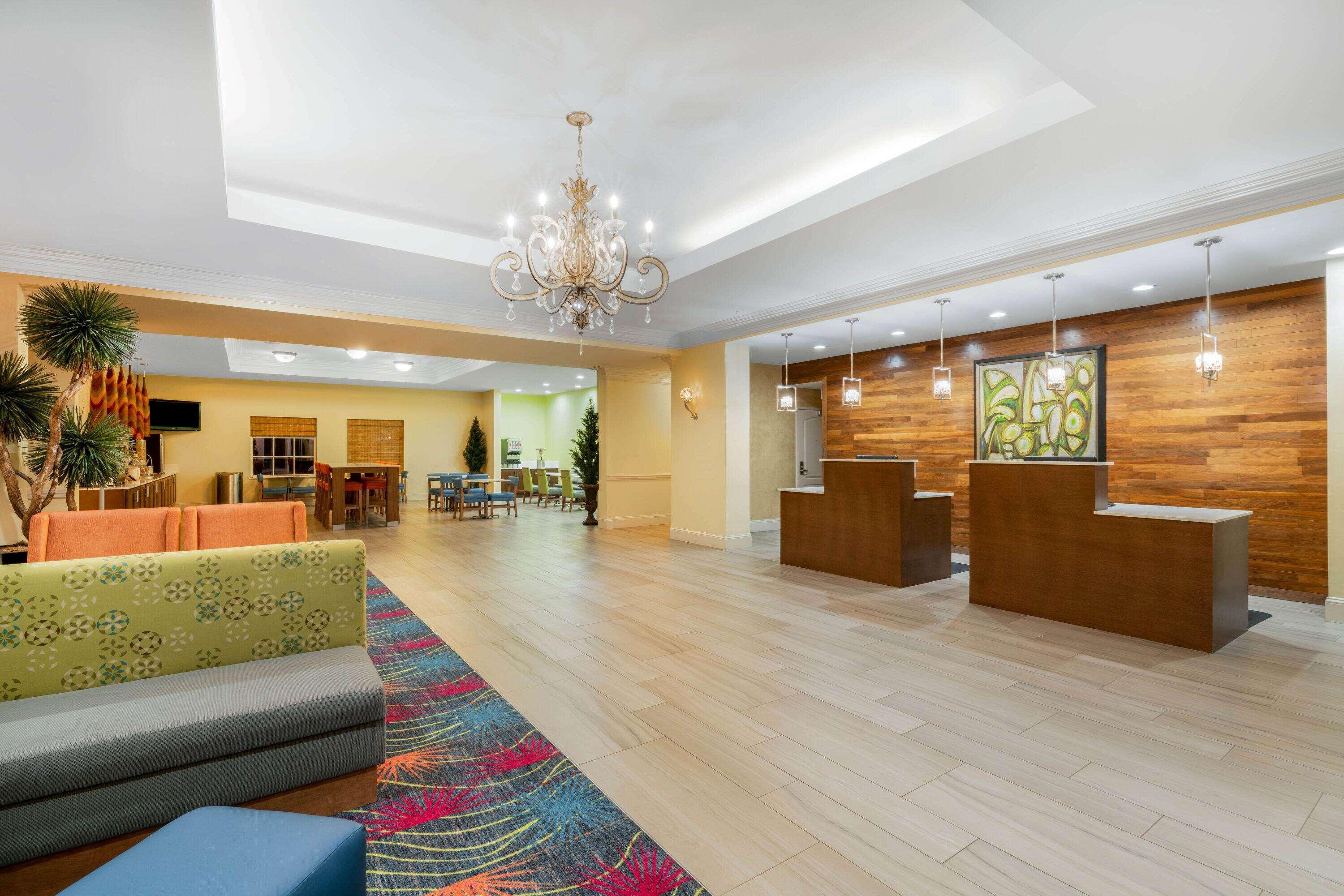 La Quinta Inn & Suites By Wyndham Broussard - Lafayette Area Eksteriør bilde