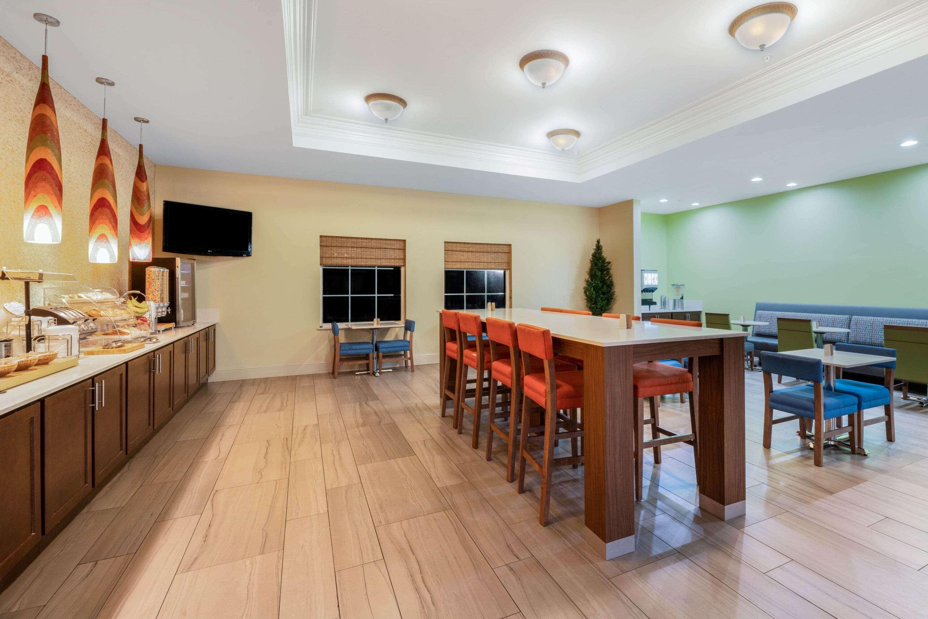 La Quinta Inn & Suites By Wyndham Broussard - Lafayette Area Eksteriør bilde
